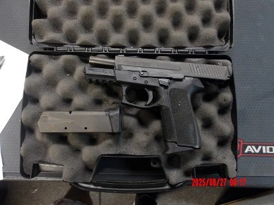 SIG SAUER SP2022 40 Smith & Wesson - Image 3 of 6