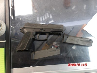 SIG SAUER SP2022 40 Smith & Wesson - Image 4 of 6