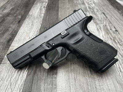 GLOCK 23 GEN 3 40 Smith & Wesson - Image 1 of 3
