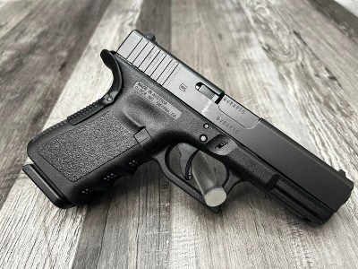 GLOCK 23 GEN 3 40 Smith & Wesson - Image 2 of 3