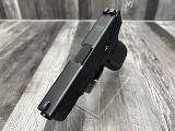 GLOCK 23 GEN 3 40 Smith & Wesson - Image 3 of 3