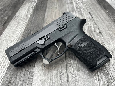 SIG SAUER P320 COMPACT 9MM LUGER (9x19 PARA) - Image 1 of 3
