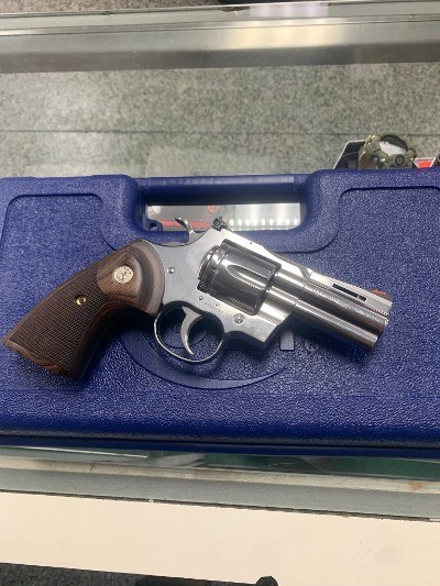 COLT PYTHON 357 .38 SPECIAL/.357 MAGNUM - Image 3 of 6