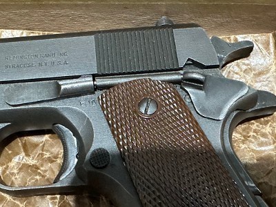 REMINGTON RAND 1911 A1 U.S. Army property marked with original box 1943 .45 ACP - Image 8 of 22