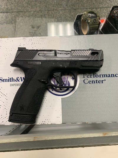 SMITH & WESSON PERFORMANCE CENTER SHIELD X CARRY COMP 9MM LUGER (9x19 PARA) - Image 6 of 6