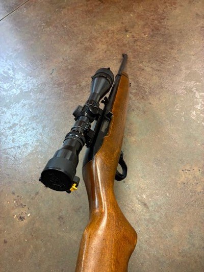 RUGER 10/22 .22 LR - Image 8 of 11