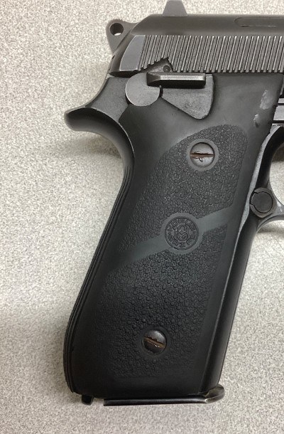 TAURUS PT 100 AF .40 S&W - Image 5 of 15