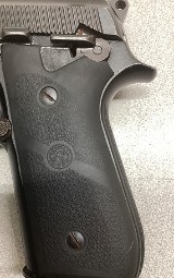 TAURUS PT 100 AF .40 S&W - Image 9 of 15