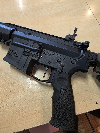 AERO PRECISION M4E1 .300 AAC BLACKOUT - Image 7 of 8