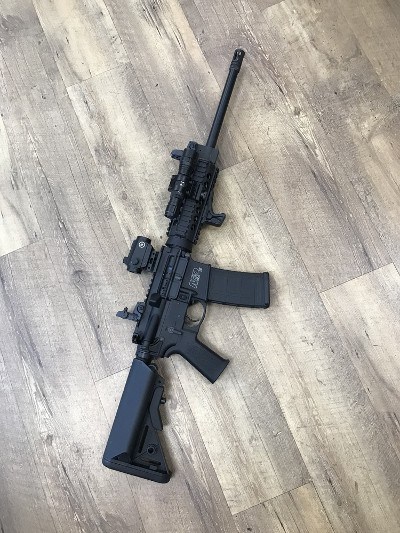 SMITH & WESSON M&P-15 w/ CT Red/Green Dot + Light5.56X45MM NATO - Image 1 of 7
