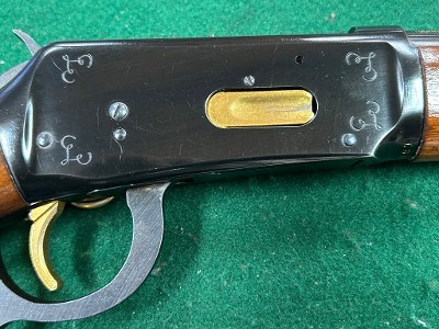 WINCHESTER Model 94 Illinois Sesquicentennial Commemorative Lever Action Carbine.30-30 WIN - Image 3 of 8