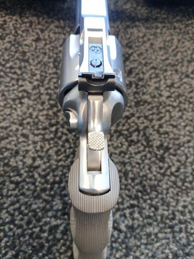 RUGER SUPER REDHAWK .44 MAGNUM - Image 10 of 12