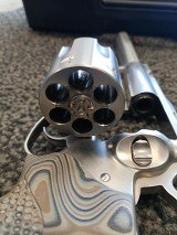 RUGER SUPER REDHAWK .44 MAGNUM - Image 11 of 12