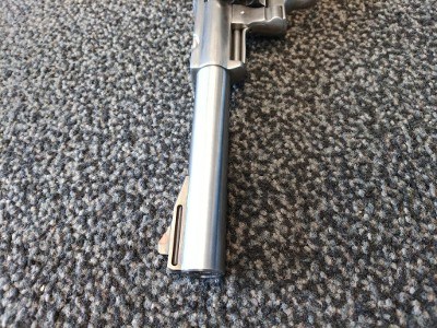 RUGER SUPER REDHAWK .44 MAGNUM - Image 6 of 12