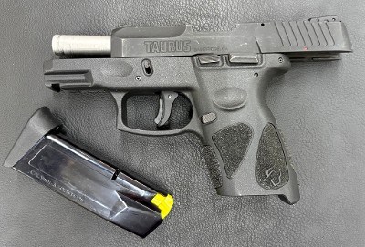 TAURUS G2C 9MM LUGER (9X19 PARA) - Image 1 of 11