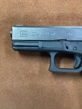 GLOCK 23 .40 CALIBER - Image 3 of 7