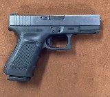 GLOCK 23 .40 CALIBER - Image 2 of 7