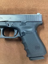 GLOCK 23 .40 CALIBER - Image 4 of 7