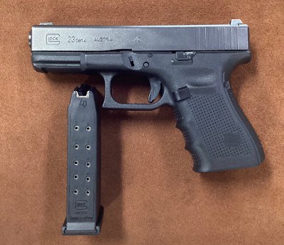 GLOCK 23 .40 CALIBER - Image 1 of 7