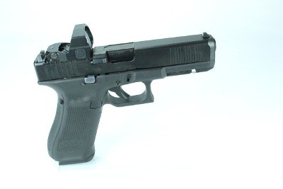 GLOCK 17 GEN 5 MOS 9MM LUGER (9x19 PARA) - Image 1 of 19
