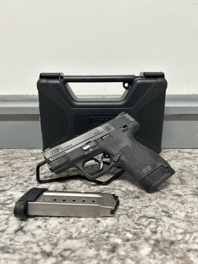 SMITH & WESSON M&P 40 SHIELD M2.0 .40 S&W - Image 1 of 7