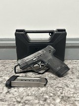 SMITH & WESSON M&P 40 SHIELD M2.0 .40 S&W - Image 1 of 7