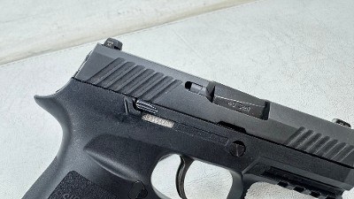 SIG SAUER P320 Compact 9MM LUGER (9x19 PARA) - Image 9 of 19
