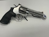 SMITH & WESSON 629 CLASSIC .44 MAGNUM - Image 2 of 12