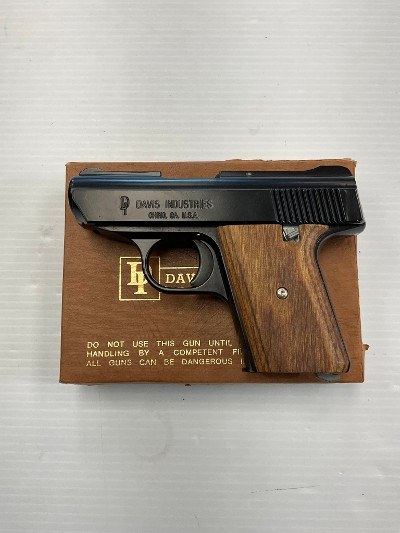 DAVIS INDUSTRIES p-32 .32 ACP - Image 5 of 7