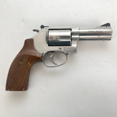SMITH & WESSON 60-15 .357 MAG - Image 1 of 3