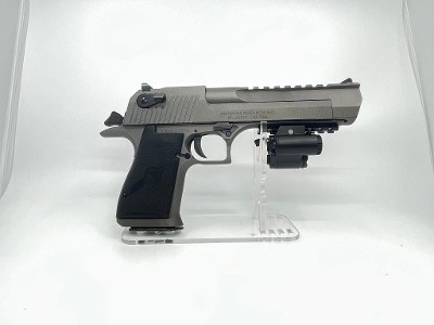 MAGNUM RESEARCHDesert Eagle .44 MAGNUM - Image 1 of 5
