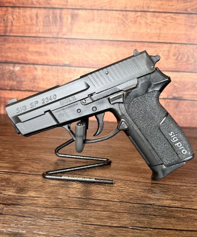 SIG SAUER Sig Pro SP 2340 40 S&W 3.9" Nitron .40 S&W - Image 1 of 9