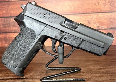 SIG SAUER Sig Pro SP 2340 40 S&W 3.9" Nitron .40 S&W - Image 2 of 9