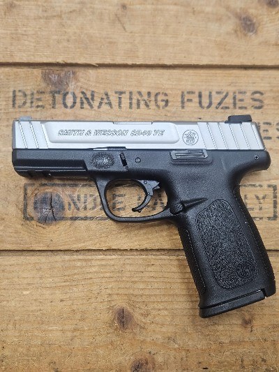 SMITH & WESSON SD40VE 40 Smith & Wesson - Image 1 of 6