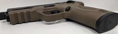 SMITH & WESSON M&P 22 COMPACT .22 LR - Image 3 of 5