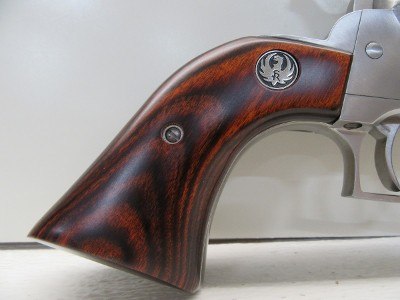 RUGER BLACKHAWK .44 MAGNUM - Image 20 of 25
