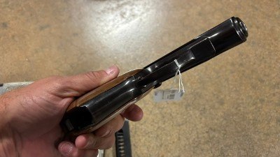RUSSIAN STATE FACTORIES MAKAROV 9x18MM MAKAROV - Image 9 of 12