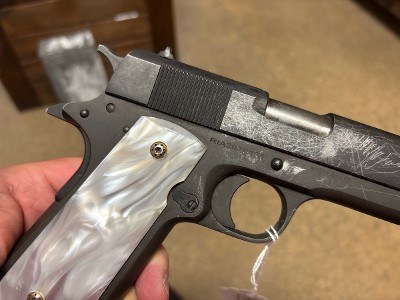 ROCK ISLAND ARMORY M1911-A1 45 ACP (45 Auto) - Image 6 of 8