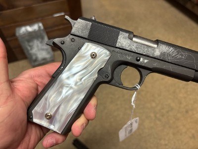 ROCK ISLAND ARMORY M1911-A1 45 ACP (45 Auto) - Image 7 of 8