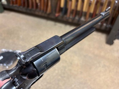 RUGER SUPER BLACKHAWK .44 MAGNUM - Image 9 of 10