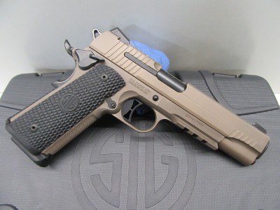 SIG SAUER 1911R-45-ESCPN .45 ACP - Image 1 of 23