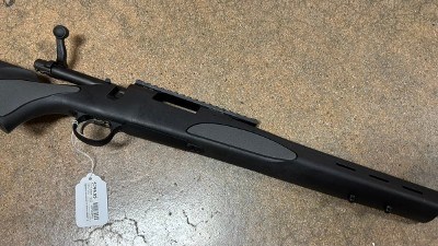 REMINGTON 700 .223 REM - Image 7 of 9
