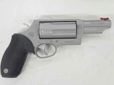 TAURUS Judge Magnum Stainless w/Original Box .45 Colt/.410 Bore - Image 7 of 11
