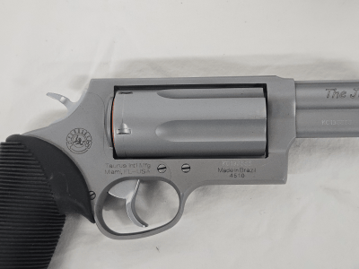 TAURUS Judge Magnum Stainless w/Original Box .45 Colt/.410 Bore - Image 8 of 11