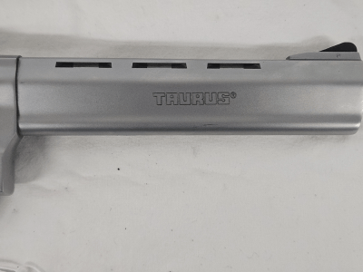 TAURUS Tracker Stainless w/Original Box .22 LR - Image 4 of 13