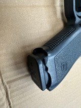 GLOCK 17 Gen 2 9MM LUGER (9x19 PARA) - Image 2 of 11