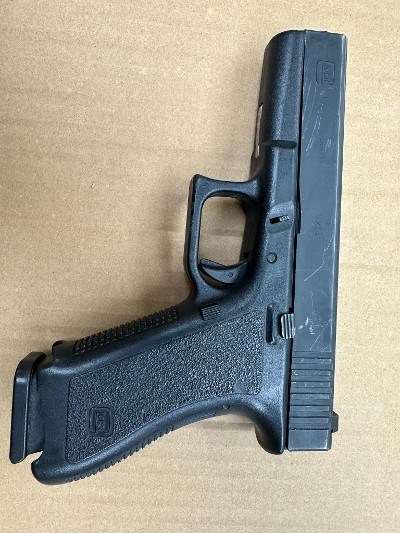 GLOCK 17 Gen 2 9MM LUGER (9x19 PARA) - Image 4 of 11