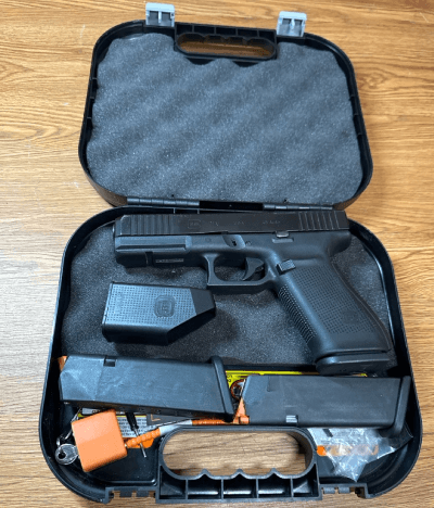 GLOCK21V .45 ACP - Image 3 of 4