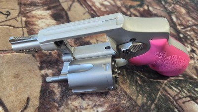 SMITH & WESSON AIRWEIGHT SPL+P .38 SPL +P - Image 3 of 7
