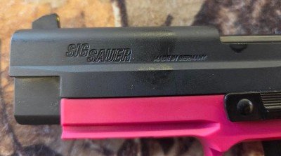 SIG SAUER MOSQUITO .22 LR - Image 7 of 9